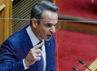 Μητσοτάκης σε Τσίπρα: «Θα καταγγείλετε με ένα νόμο και ένα άρθρο τη συμφωνία με τη Γαλλία;»