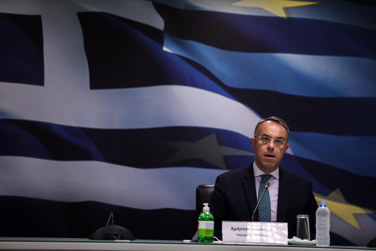 Χρήστος Σταϊκούρας: Όλα ανοιχτά για ΦΠΑ στα τρόφιμα και ειδικό φόρο κατανάλωσης στα καύσιμα