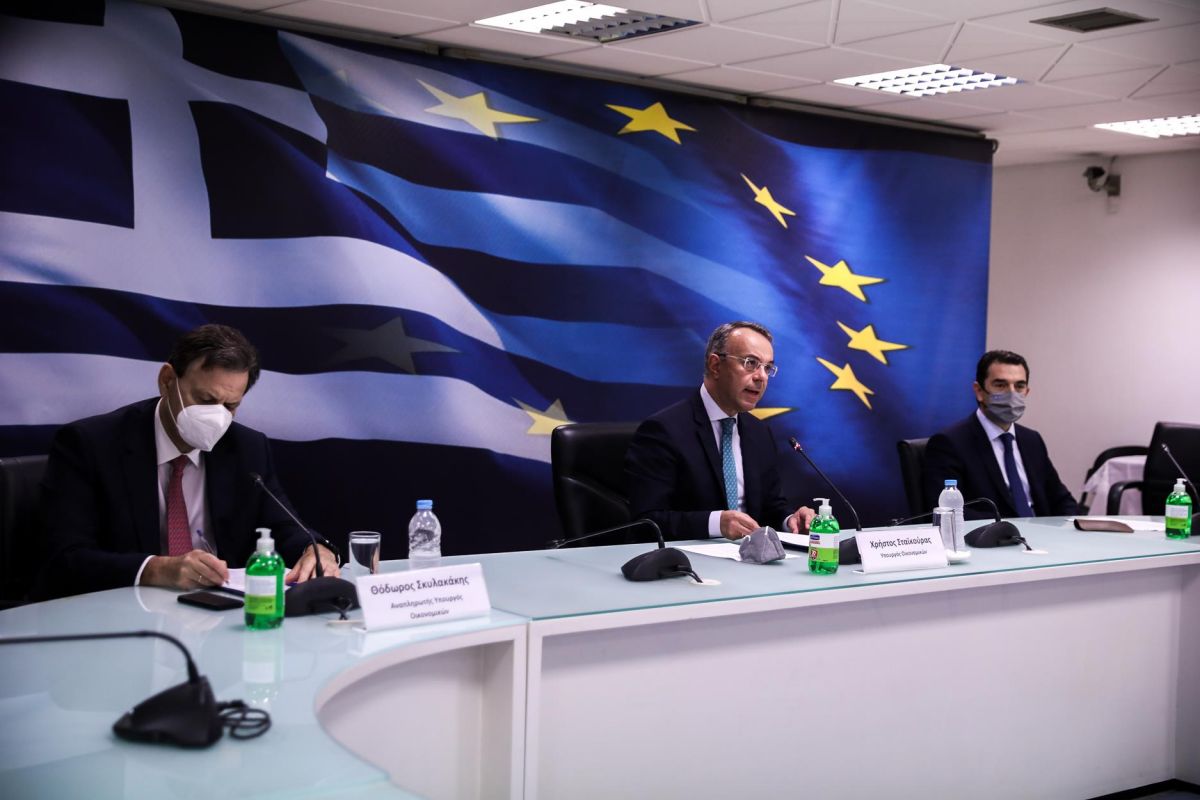 Νέα μέτρα: Πακέτο 500 εκατομμυρίων – Διπλασιάζεται η επιδότηση στο ρεύμα, ενίσχυση στο επίδομα θέρμανσης
