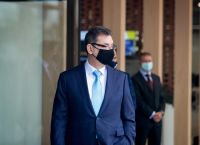 Μπουρλά: Εγκληματίες όσοι παραπληροφορούν για τα εμβόλια