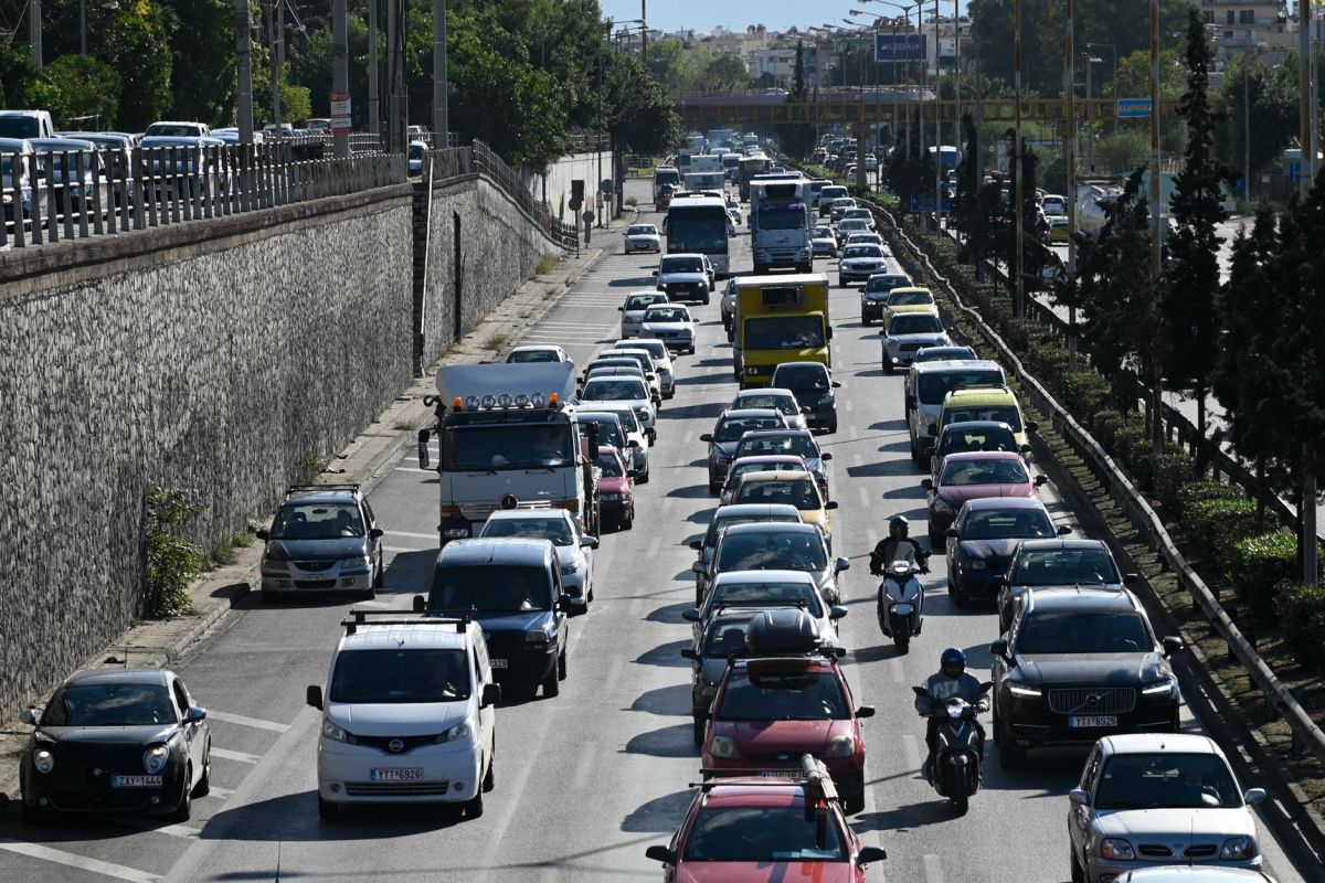 Τέλη κυκλοφορίας 2022 ΑΑΔΕ: Τι αλλάζει στα οχήματα για τέλη κυκλοφορίας, διαγραφές και ακινησία οχημάτων
