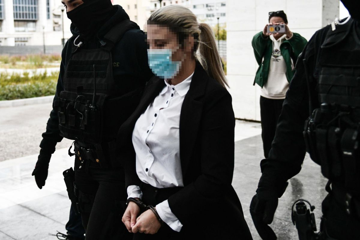 Επίθεση με βιτριόλι: Η απολογία της κατηγορούμενης Έφης Κακαράντζουλα