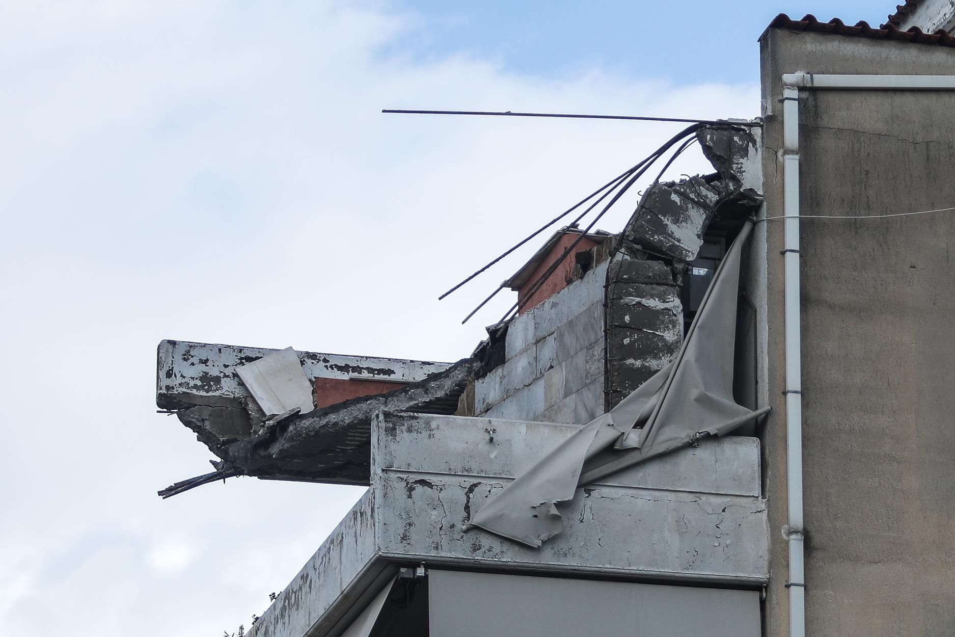 Χαλάνδρι: Έπεσε μπαλκόνι πολυκατοικίας – Εκκενώθηκε το κτίριο