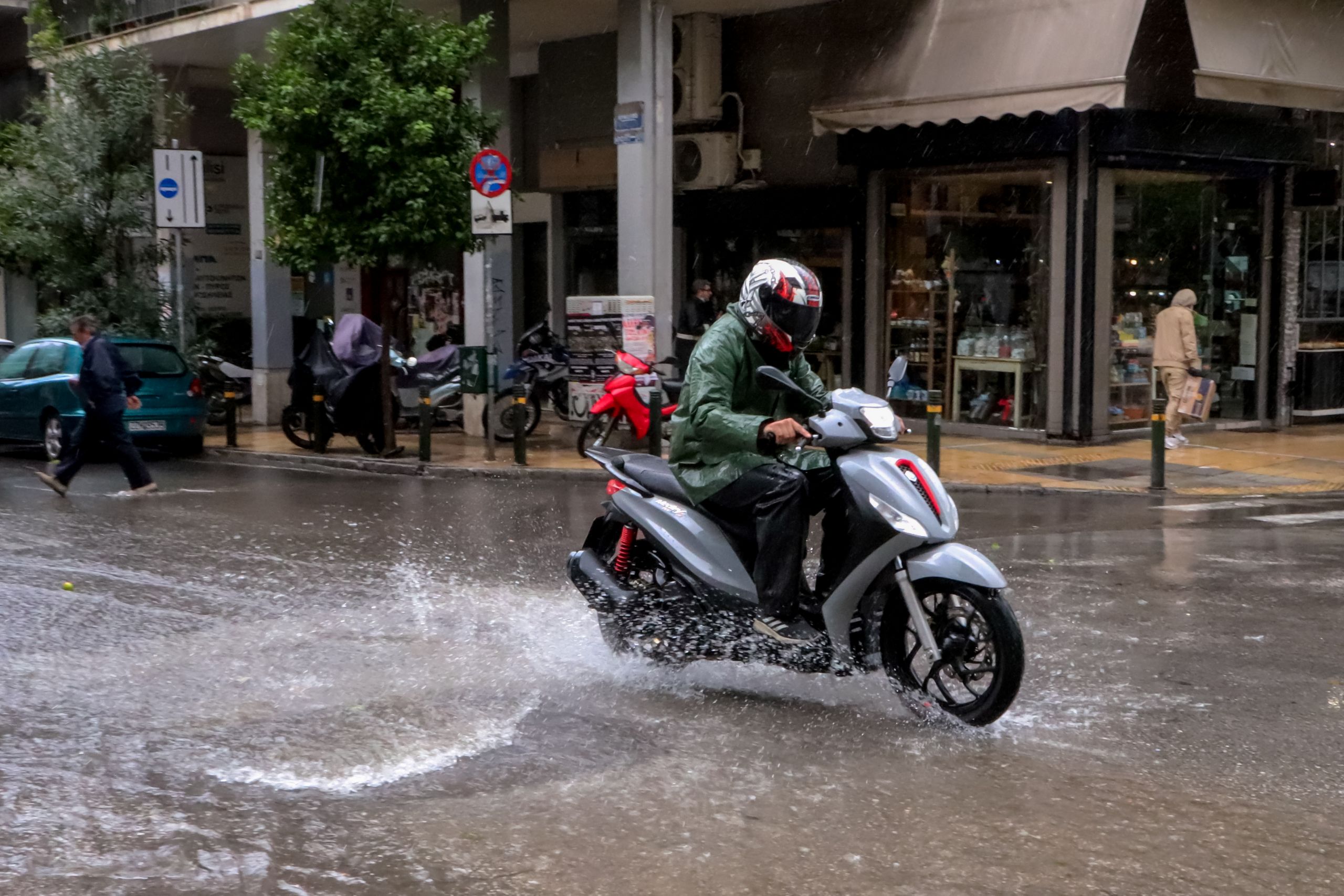 Κακοκαιρία Μπάλλος: Η ανακοίνωση της Περιφέρειας Αττικής για τις πλημμύρες