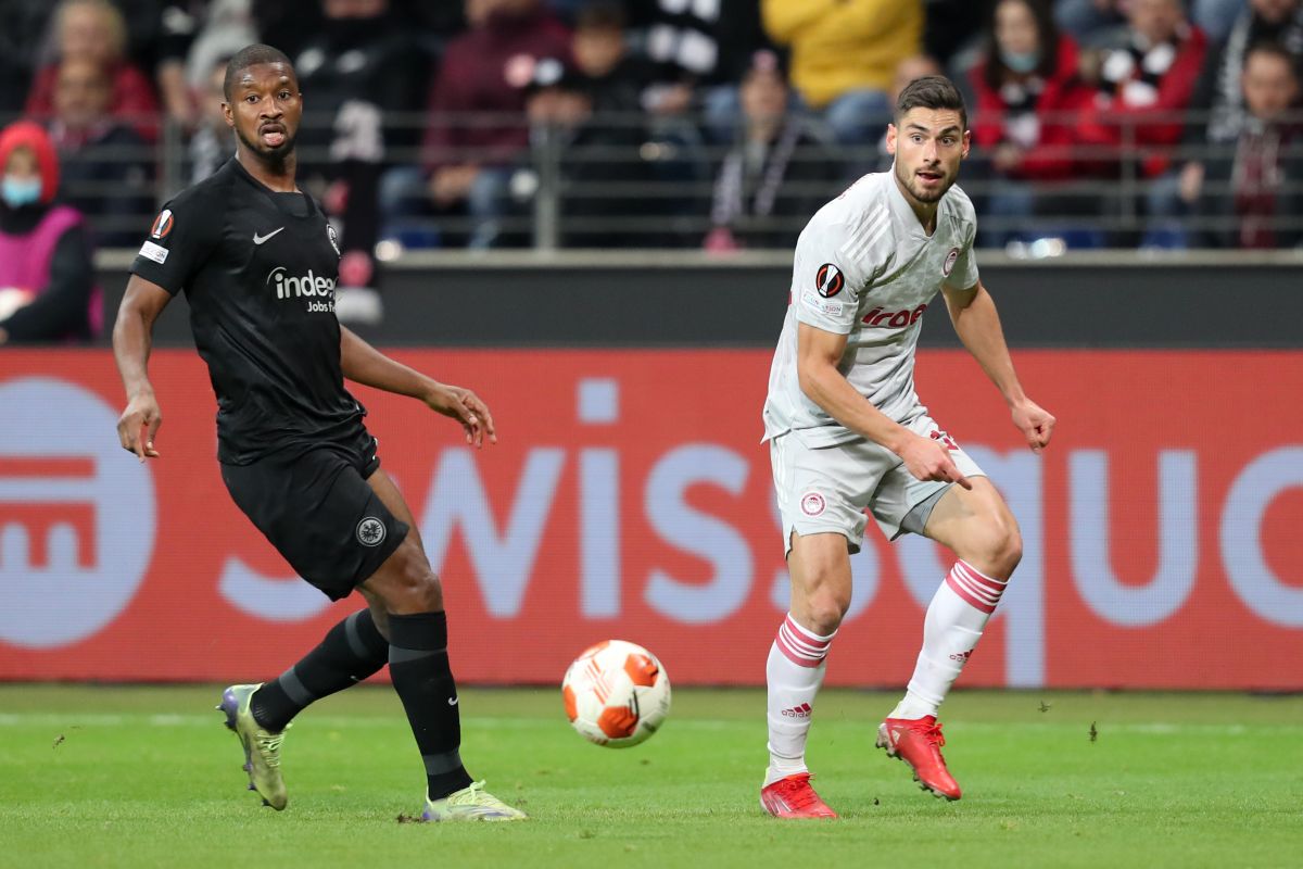 Άιντραχτ – Ολυμπιακός 3-1: Ήττα των Πειραιωτών στην Φρανφούρτη