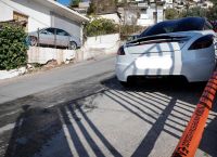 Πέραμα καταδίωξη: Με δύο τραύματα σε πνεύμονα και κοιλιά ο 20χρονος Ρομά