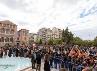 Άγιος Δημήτριος: Πλήθος πιστών στη λιτάνευση της εικόνας στη Θεσσαλονίκη