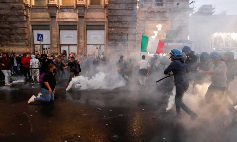 Ρώμη: Επεισόδια σε διαδήλωση αντιεμβολιαστών