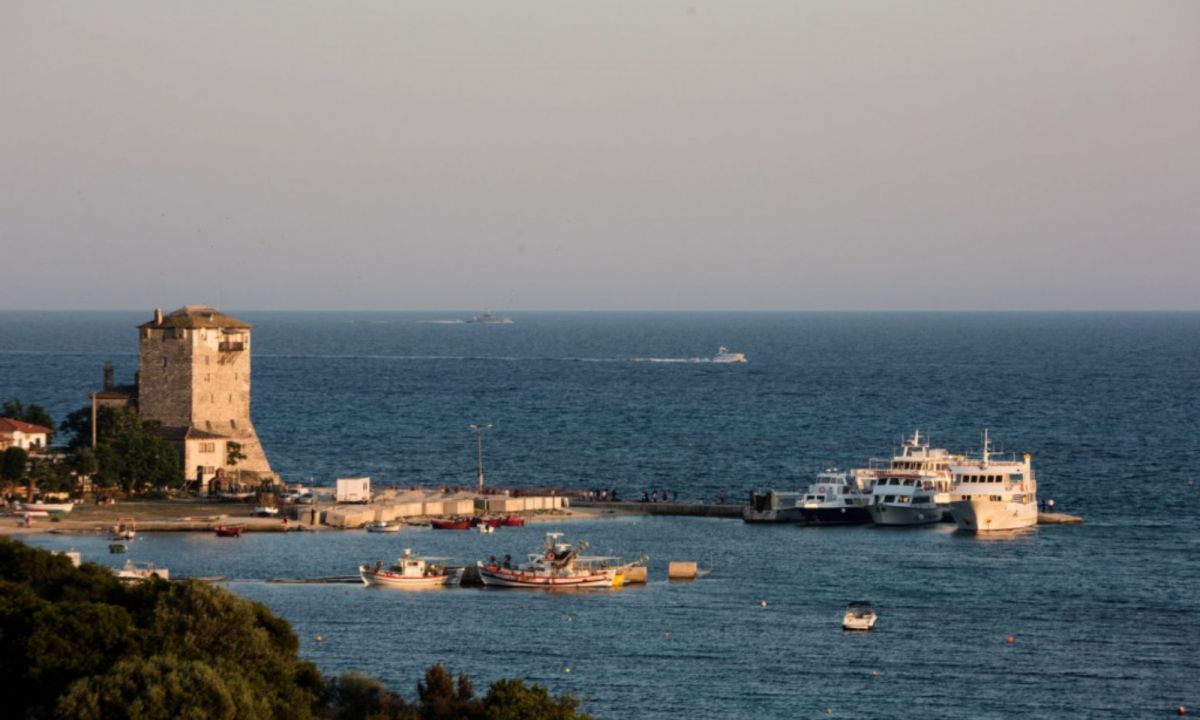 Άγιο Όρος: Πέθανε 59χρονος μοναχός που είχε διασωληνωθεί