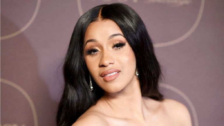 Cardi B: Γιατί την εκφοβίζουν οι Ρεπουμπλικάνοι