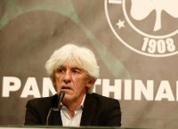 Γιοβάνοβιτς: Τρίτος Έλληνας εκτός για το ντέρμπι με Ολυμπιακό