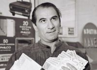 Κώστας Χατζηχρήστος: Ποια γυναίκα ηθοποιός τον έδειρε και τον έριξε αναίσθητο