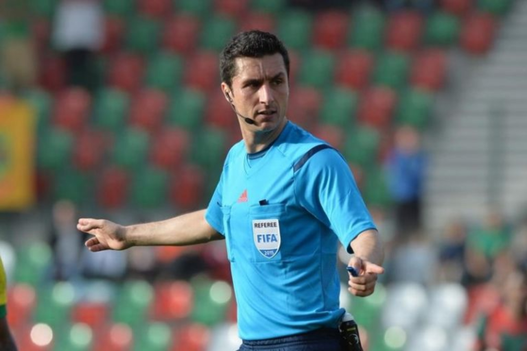 Ολυμπιακός: Ένας Μαρτίνς θα σφυρίξει το ματς με την Άιντραχτ