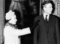 Άντονι Μπλαντ: Ο κατάσκοπος των Σοβιετικών που η Βασίλισσα Ελισάβετ προστάτευε για 30 χρόνια