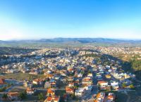 Τσελέντης: Άσχημα θεμελιωμένα σπίτια στη Θήβα – Το Αρκαλοχώρι σα να έφαγε μπουνιά