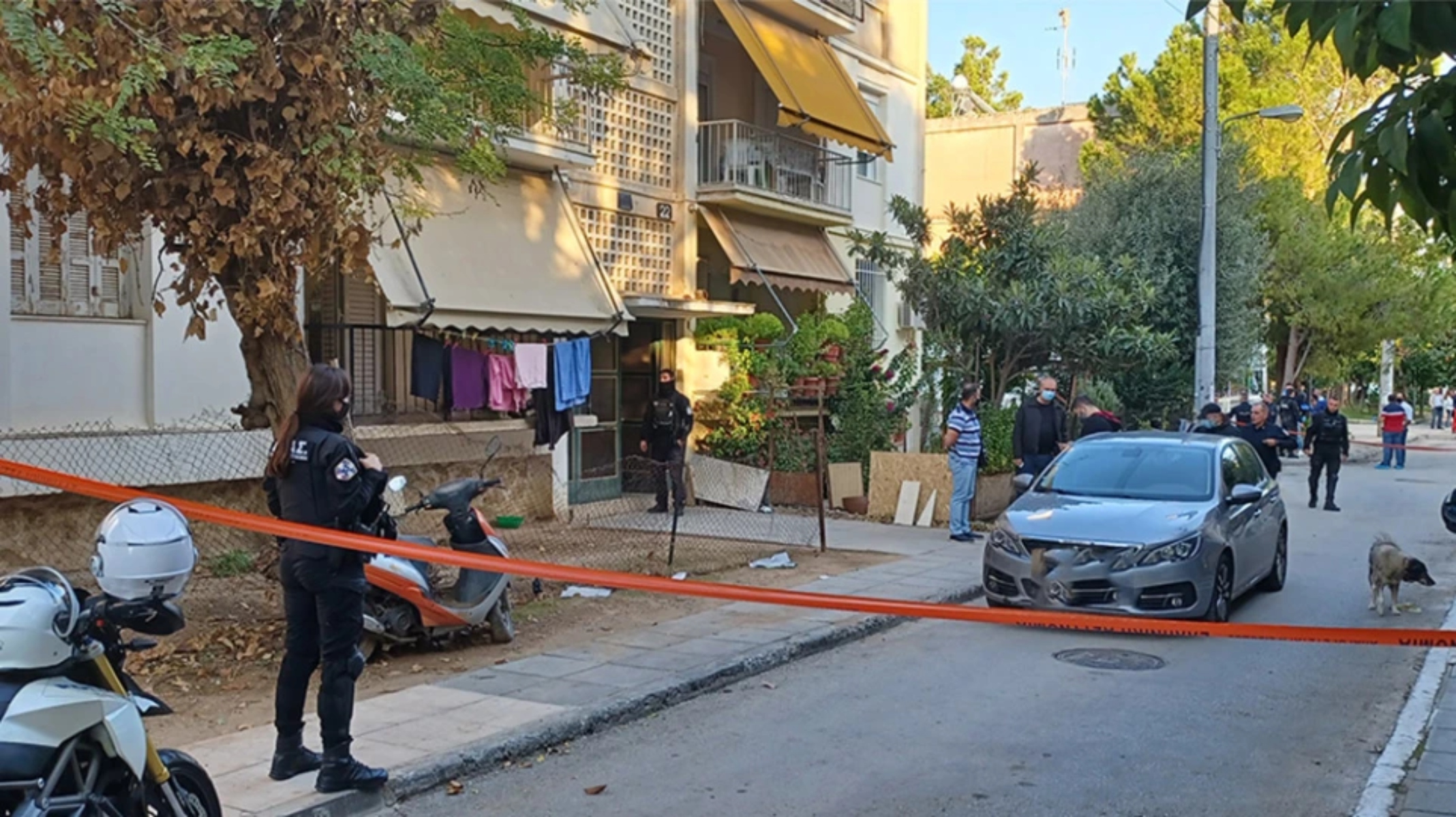 Αιγάλεω: Η αστυνομία αναζητά τον γιο της γυναίκας που εντοπίστηκε νεκρή