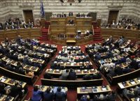 Βουλή: Ονομαστική ψηφοφορία με αντιπαράθεση για την αμυντική συμφωνία με Γαλλία