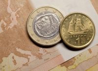 Δραχμές: Πωλούνται έως και 3000 ευρώ στο διαδικτυο