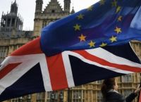 Βρετανία: Αναγνωρίζει την «προσπάθεια» της ΕΕ για τη Βόρεια Ιρλανδία αλλά θέλει περισσότερα