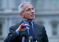 Φάουτσι: Πότε καταλάβαμε ότι ο κορωνοϊός εξαπλωνόταν εύκολα από άνθρωπο σε άνθρωπο