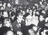 Άννα Φόνσου: Η σπάνια φωτογραφία από τον πρώτο της γάμο με κουμπάρα την Αλίκη Βουγιουκλάκη