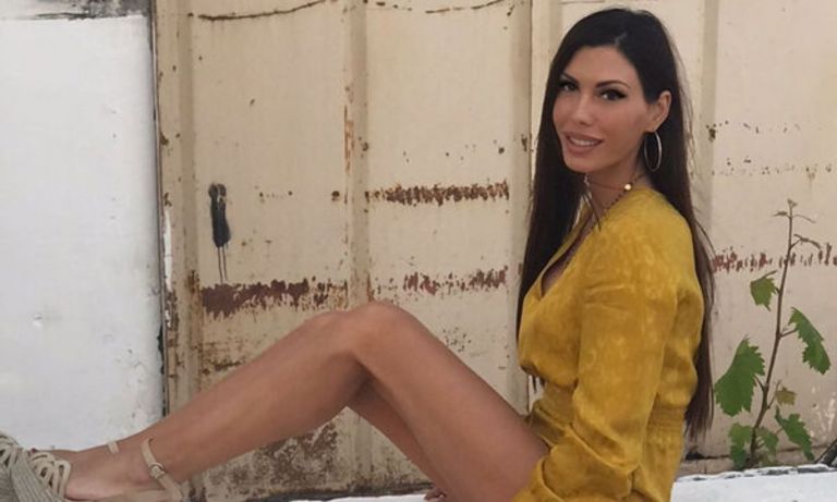Αντώνης Σρόιτερ: Τρελαίνει κόσμο η γοητευτική σύζυγός του