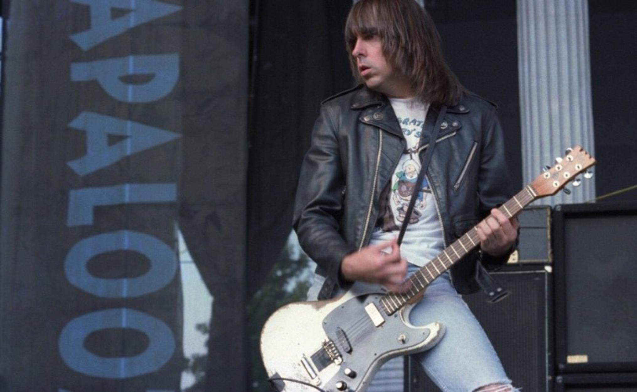 Ramones: Αστρονομικό ποσό για την κιθάρα του Johnny Ramone σε δημοπρασία