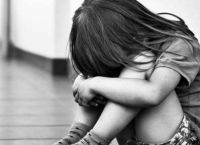 Τρίκαλα: Συνελήφθη αστυνομικός για ασέλγεια στην τετράχρονη κόρη του