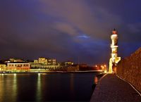 Τέσσερα ελληνικά νησιά που αξίζουν να τα επισκεφθείτε και το φθινόπωρο