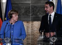 Μητσοτάκης σε Μέρκελ: Η δυτική ψυχραιμία ενθαρρύνει την τουρκική αυθαιρεσία