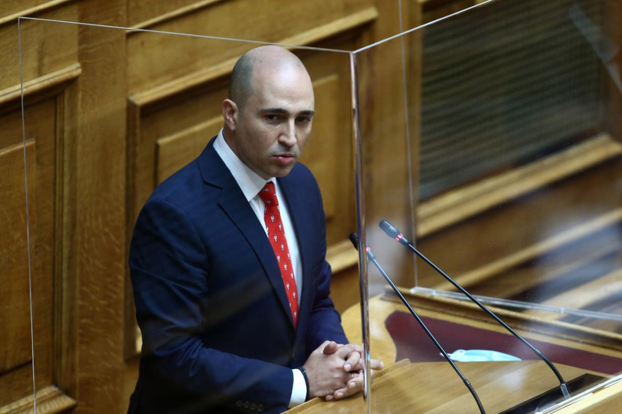 Μητσοτάκης: Τα μηνύματα πίσω από την διαγραφή Μπογδάνου