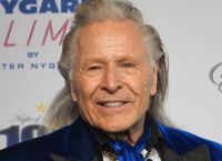 Πίτερ Νάιγκαρντ: Ο δισεκατομμυριούχος που κατηγορείται για δεκάδες βιασμούς δέχθηκε να εκδοθεί στις ΗΠΑ