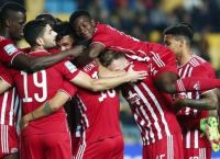 Ρέντη: Ο Μαρινάκης επισκέφτηκε την ομάδα ενόψει του αγώνα με την ΑΕΚ