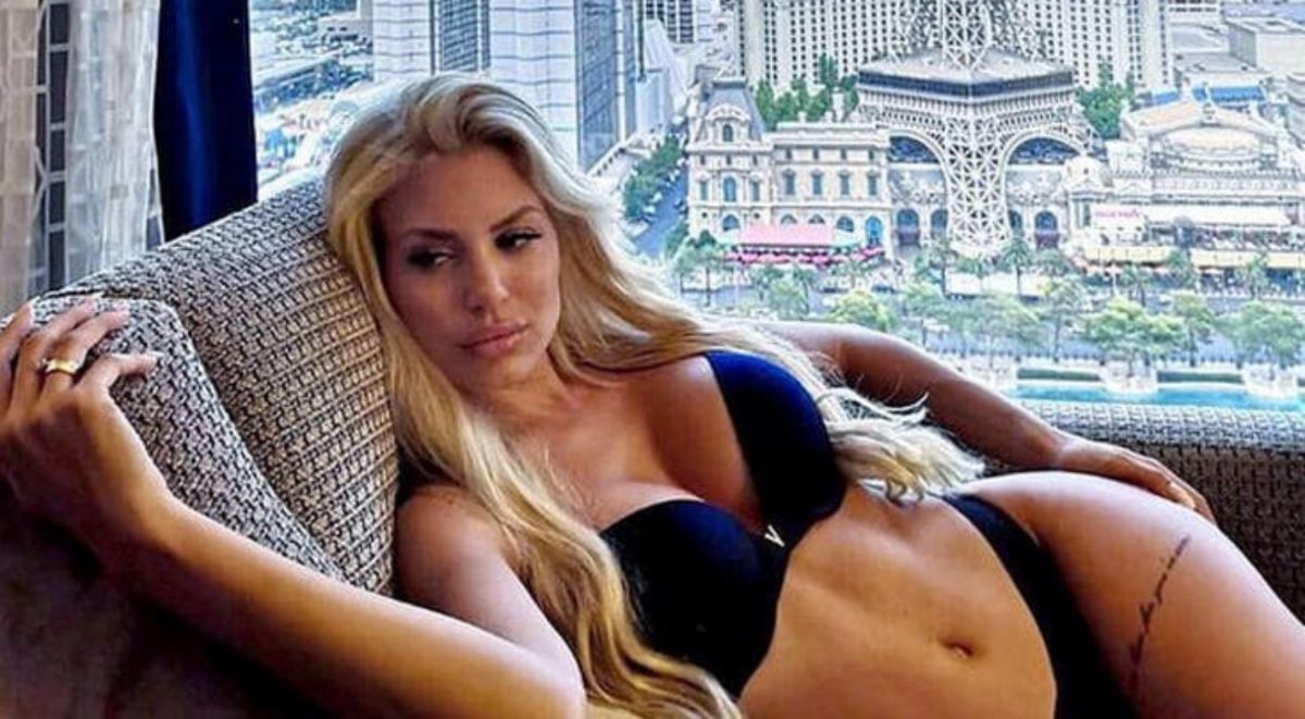 Αλεξάνδρα Παναγιώταρου: Απολαμβάνει μασάζ γυμνή
