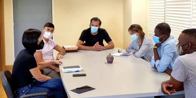 Υπουργείο Μετανάστευσης: Από ασυνόδευτοι ανήλικοι – μέντορες – Η τρομερή ιστορία των Χαντί-Κεϊτά