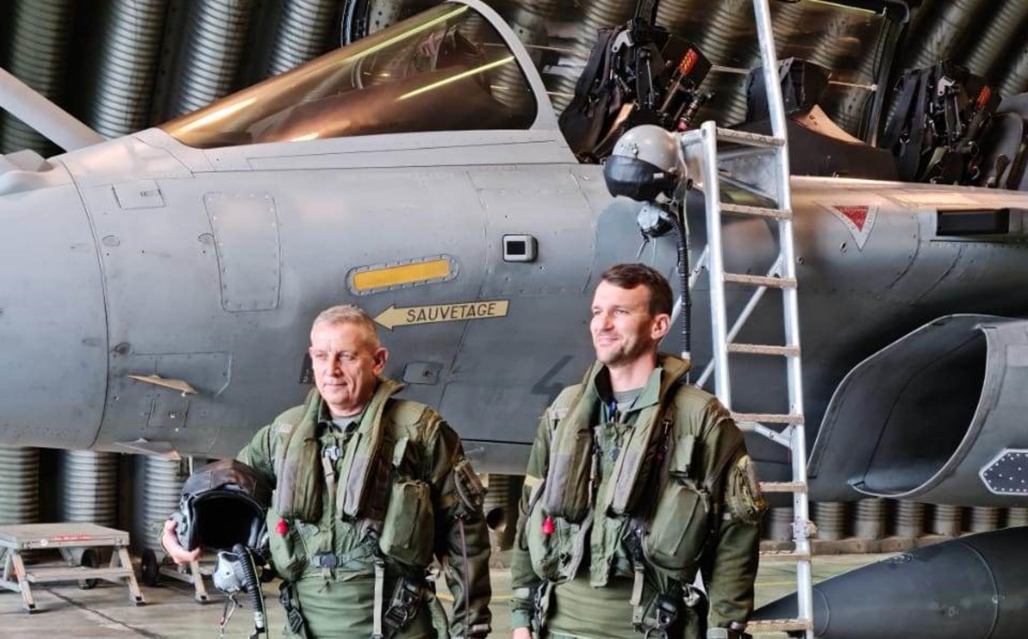 Rafale: Πτήση με το γαλλικό μαχητικό για τον αρχηγό ΓΕΕΘΑ