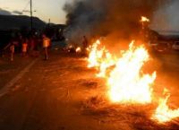 Ρομά: Έκλεισαν την Αττική Οδό στο ύψος του Ασπροπύργου