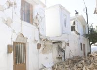 Ηράκλειο: Εν αναμονή των κοντέινερ για τους σεισμόπληκτους