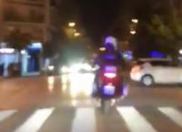 Viral βίντεο: Αστυνομικοί έκαναν 4 λεπτά από Κολωνό στο Παίδων για να σώσουν ένα παιδί