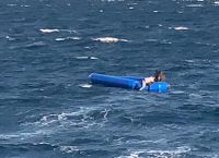 Χίος: Τέσσερα νεκρά παιδιά και 22 διασωθέντες μετά τη βύθιση λέμβου με πρόσφυγες