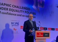 Κωστής Χατζηδάκης: Προωθούνται άμεσα πέντε νέα κοινωνικά μέτρα κατά της δημογραφικής κρίσης