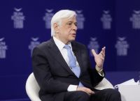 Προκόπης Παυλόπουλος: Στο νοσοκομείο με κορωνοϊό