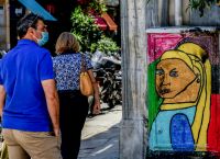 Κρούσματα: Πόσα είναι τα ενεργά στην Ελλάδα – Αύξηση μετάδοσης σε εργασιακούς χώρους