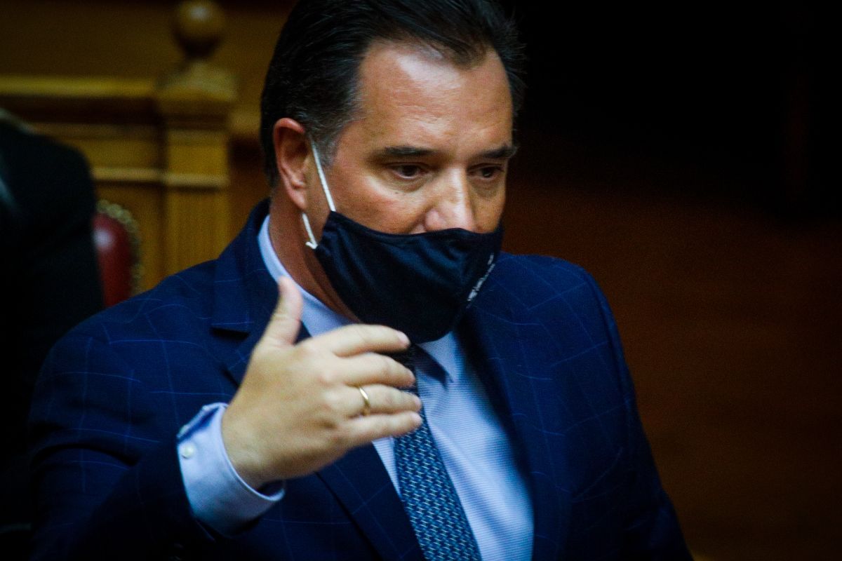 Άδωνις Γεωργιάδης: Η απάντηση στο σποτ του ΣΥΡΙΖΑ για τους εμβολιασμούς
