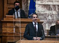 Μητσοτάκης: Εμβολιαστείτε αύριο κιόλας για να πάψουμε να θρηνούμε απώλειες