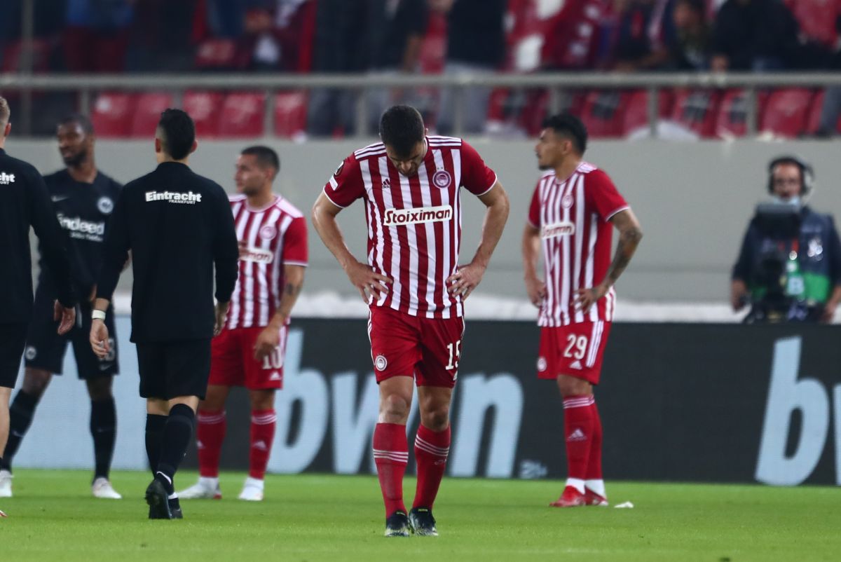 Ολυμπιακός – Άιντραχτ 1-2: Ήττα στο 92′ για τους Πειραιώτες