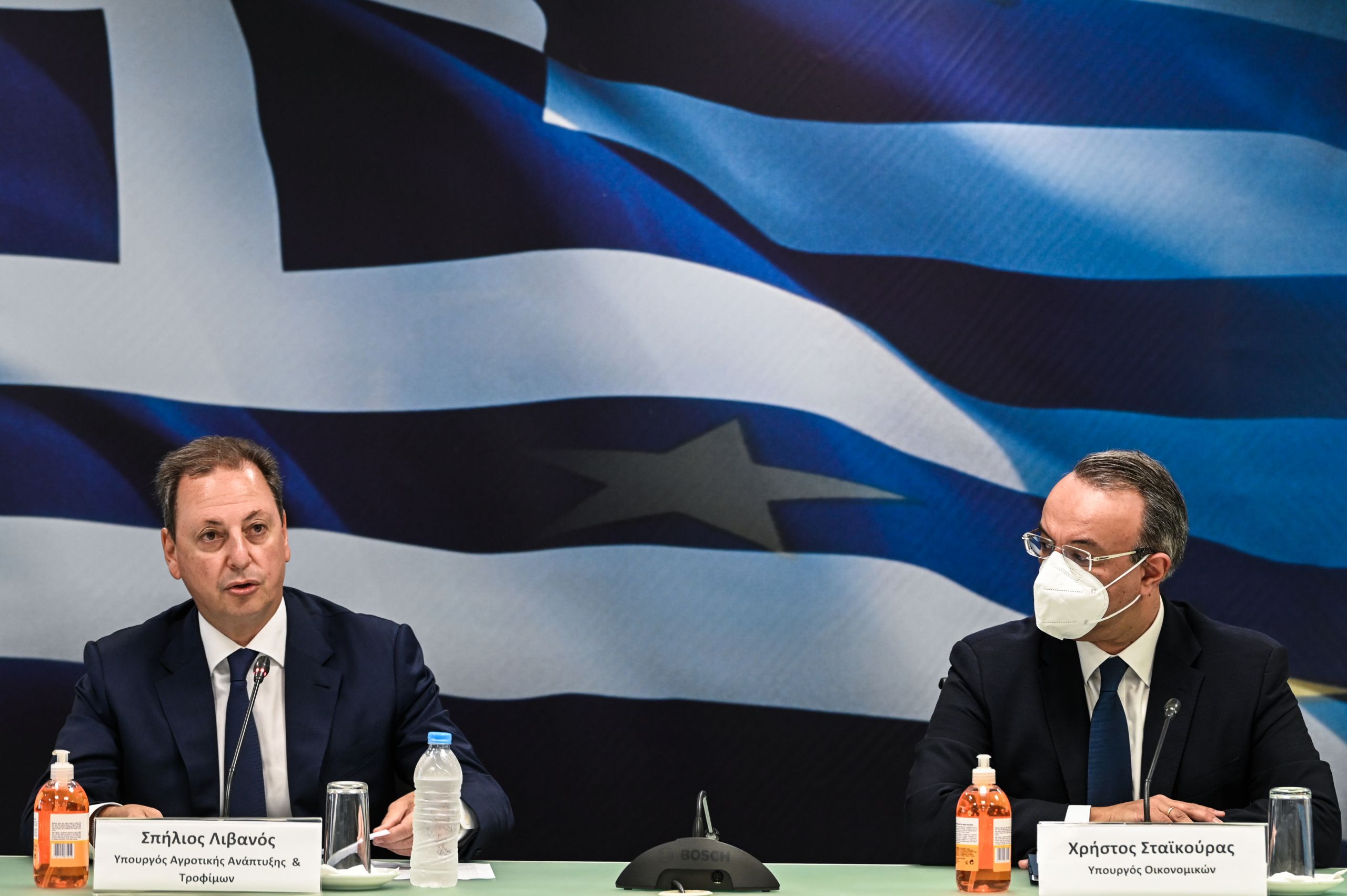 Αγρότες: “Γενναίο” πακέτο 900 εκατομμυρίων με ενισχύσεις και επιστροφή ειδικού φόρου κατανάλωσης