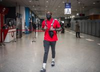 Ολυμπιακός: Έφτασε στην Αθήνα ορεξάτος και με στόχους ο Έισι