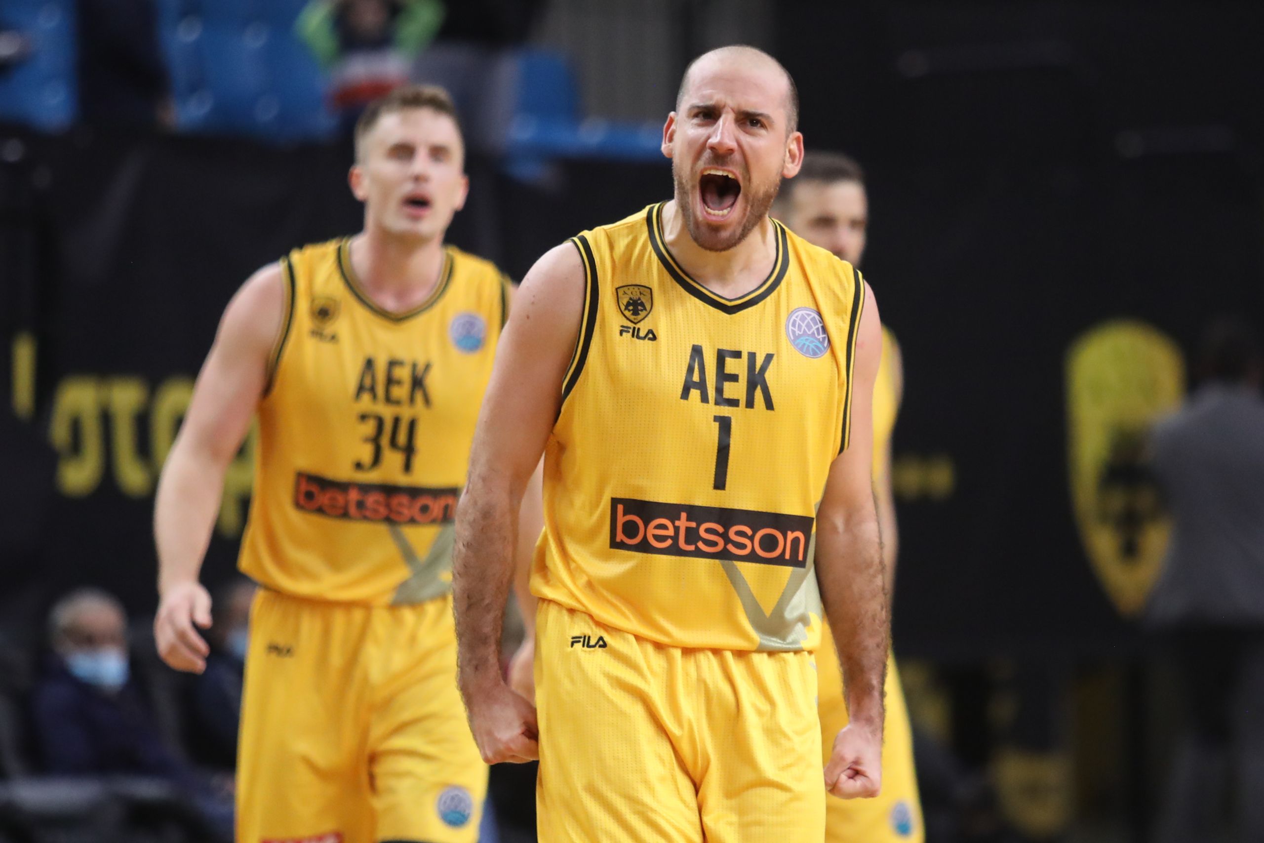 ΑΕΚ – Ρίγα 88-79: Μεγάλη νίκη με ηγέτη τον Κολόμ