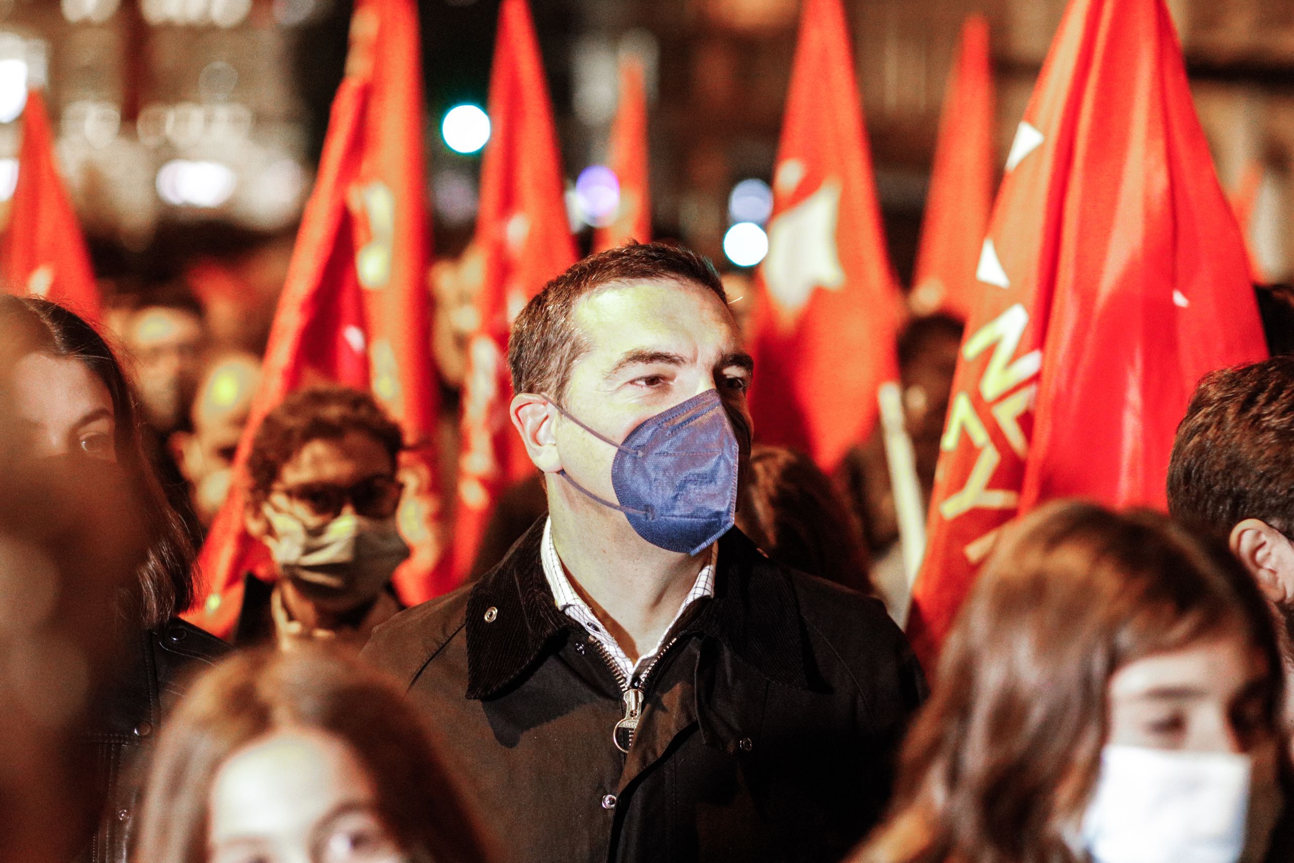 Τσίπρας: Οι αγώνες της νεολαίας είναι ελπίδα για ένα καλύτερο αύριο